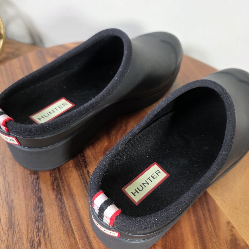 Hunter Women's Slip-On Clogs - Picture 9 of 14